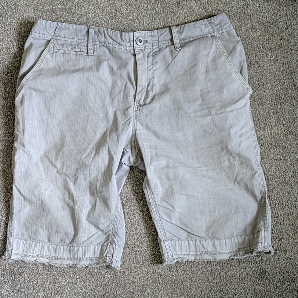 Rogue shorts